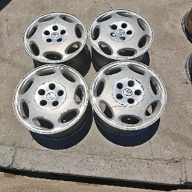tayota disga R16
