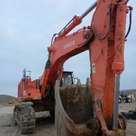 Komatsu WA900-3 2007