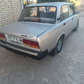 Lada 2107 2011