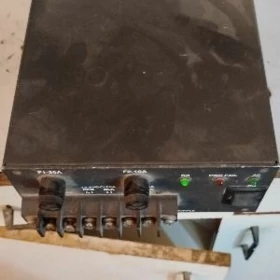 блок питания 12v .