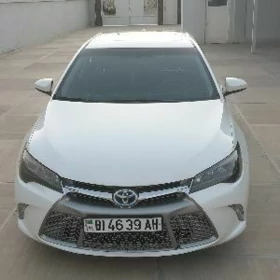 Toyota Camry 2015