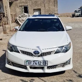 Toyota Camry 2012
