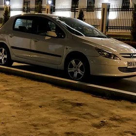 Peugeot 308 2005