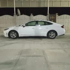 Hyundai Sonata 2022