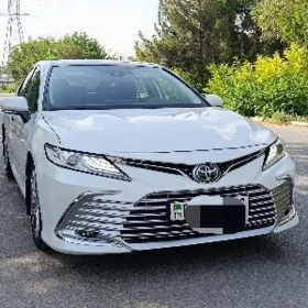 Toyota Camry 2022