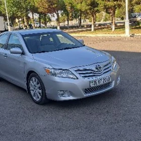 Toyota Camry 2010