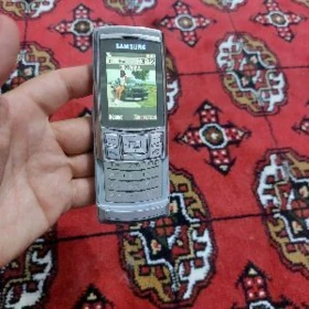 SAMSUNG D840 slayder