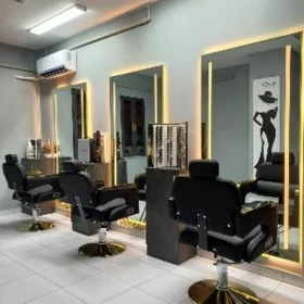 Salon arenda yer