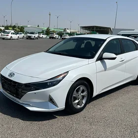 Hyundai Elantra 2021