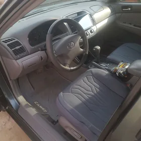 Toyota Camry 2003