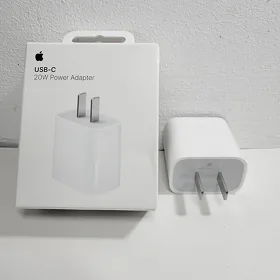 iPhone charger (зарятник)