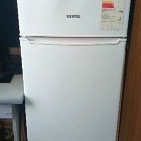 Холодильник VESTEL