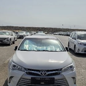 Toyota Camry 2017