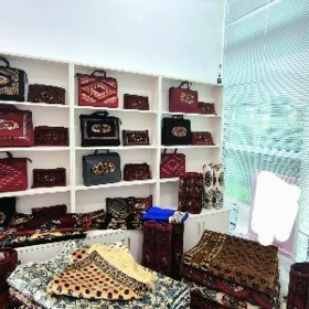 Полки для магазина.