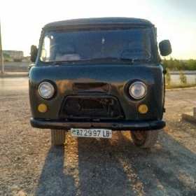 UAZ Profi 1985
