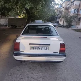 Opel Omega 1992