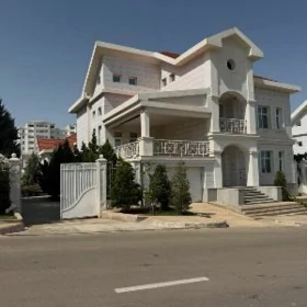 Çehow Kotej Bayyr Tarap