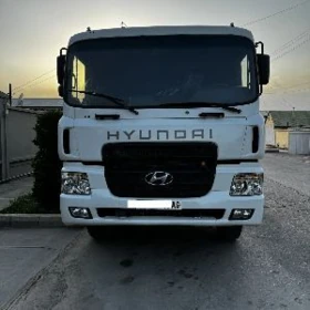 Hyundai County 2013