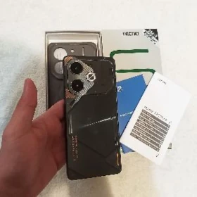 Tecno Pova 6
