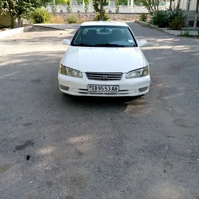 Toyota Camry 1999