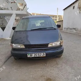 Toyota Previa 1991