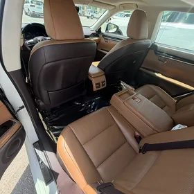 Lexus ES 2017