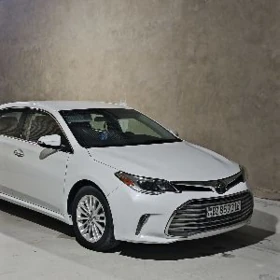 Toyota Avalon 2018