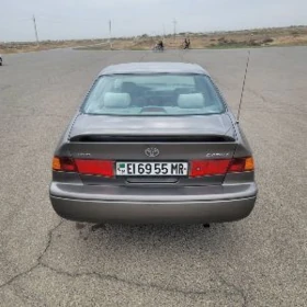 Toyota Camry 1999