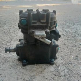 Kompressor