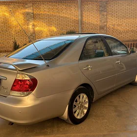 Toyota Camry 2003
