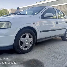 Opel Astra 1998