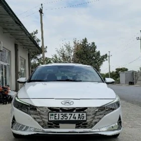 Hyundai Elantra 2021