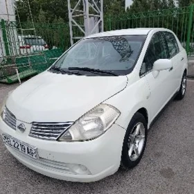 Nissan Tiida 2007