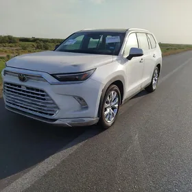 Toyota Grand Highlander 2023