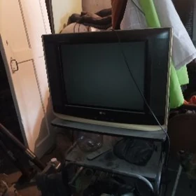 TELEWIZOR   PASTAFKA.