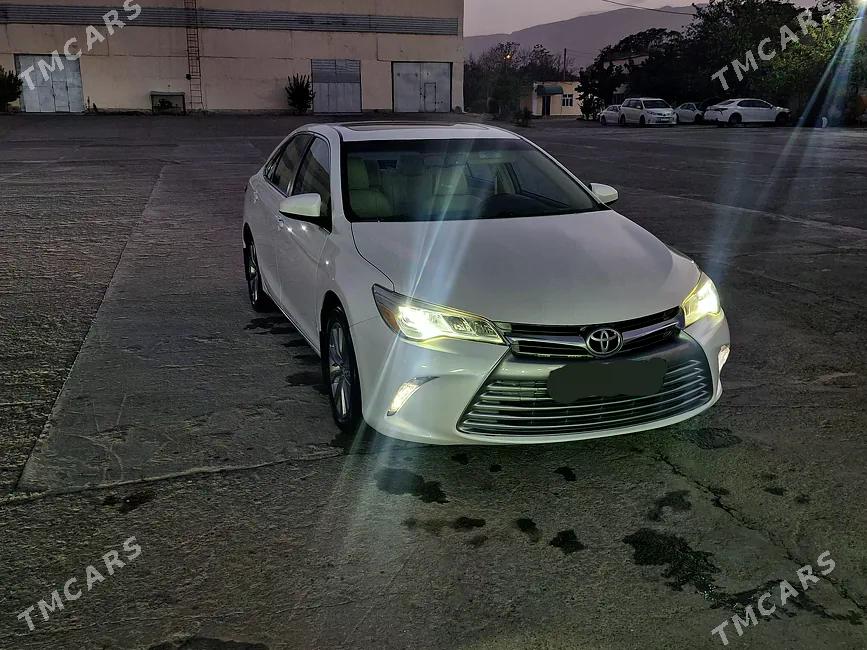 Toyota Camry 2017