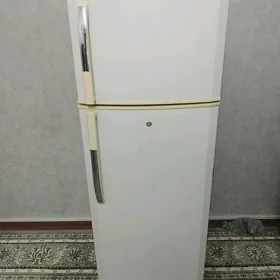 холодильник LG
