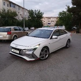 Hyundai Elantra 2021