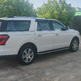 Ford Expedition 2022