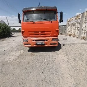 Kamaz 6520 2012