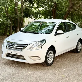 Nissan Sunny 2021