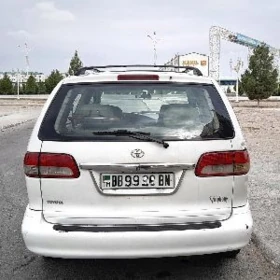 Toyota Sienna 2002