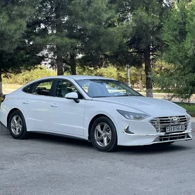 Hyundai Sonata 2021
