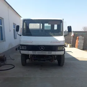 Mercedes-Benz ACTROS 3331 1993