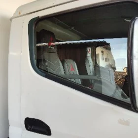 Mitsubishi Canter 2006