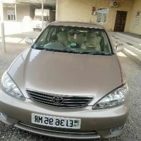 Toyota Camry 2005