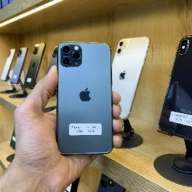 iPhone 11 Pro 64 gb 🔋76 %