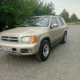 Nissan Pathfinder 1999