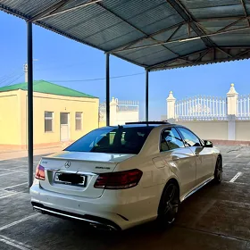 Mercedes-Benz E350 2011