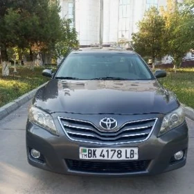 Toyota Camry 2010
